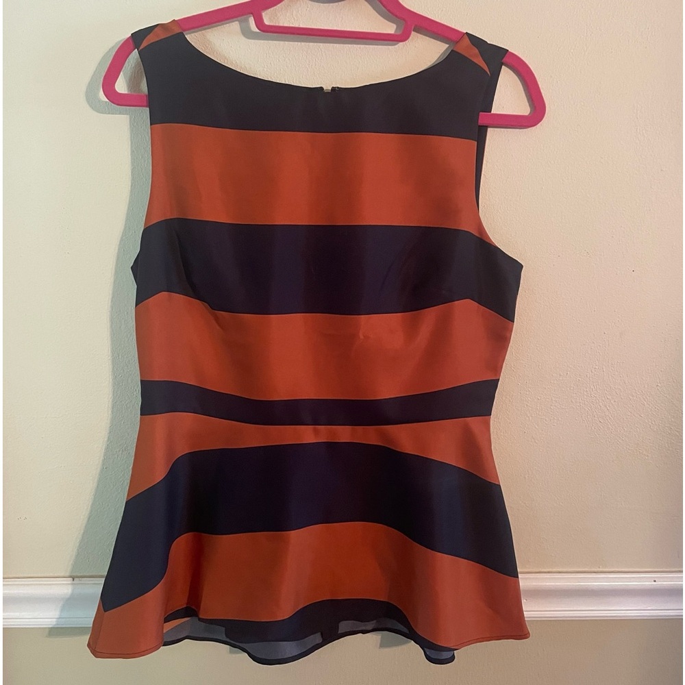 Beautiful Banana Republic peplum top, NWT size 10